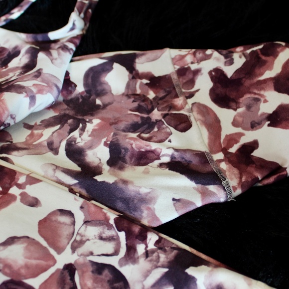 BALANCE COLLECTION SET Women High Rise Dri Wick Legging and Matching Sports Bra - Picture 4 of 5